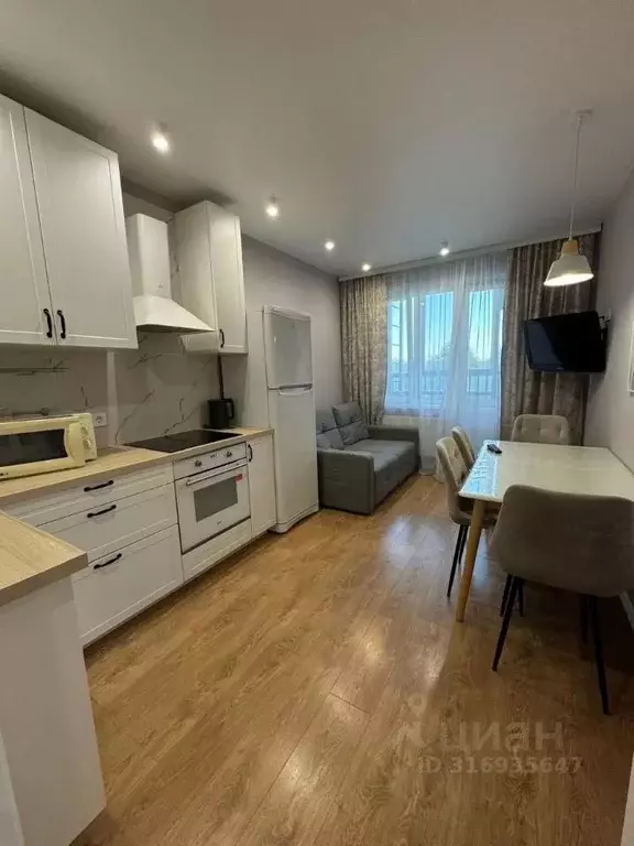 2-к кв. Татарстан, Казань ул. Аделя Кутуя, 110Дк3 (43.0 м) - Фото 0