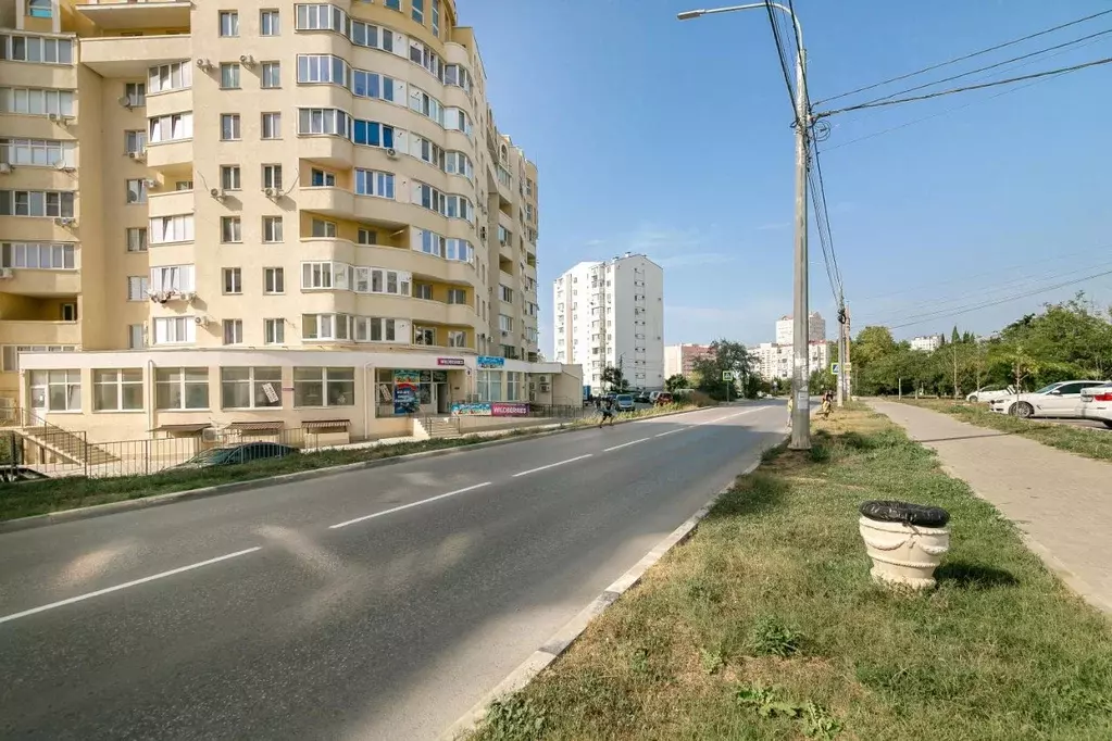 помещение свободного назначения в севастополь ул. павла корчагина, 23 . - Фото 0