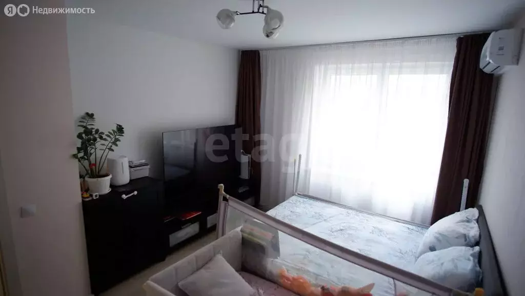 1-комнатная квартира: Ижевск, улица Архитектора П.П. Берша, 18 (35.2 ... - Фото 1