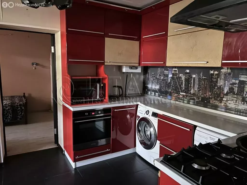 3-комнатная квартира: Лодейное Поле, улица Титова, 56 (72.8 м) - Фото 1