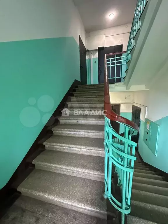 Комната 17 м в 4-к., 4/4 эт. - Фото 1