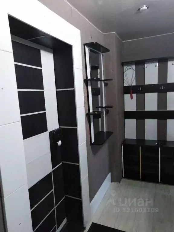 2-к кв. Новосибирская область, Искитимский район, Линево городское ... - Фото 1