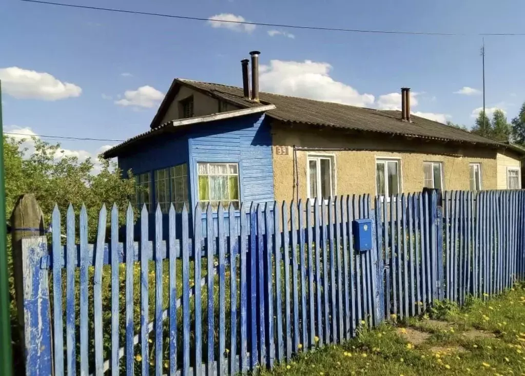 Дом в Тверская область, Старицкий муниципальный округ, с. Емельяново ... - Фото 0