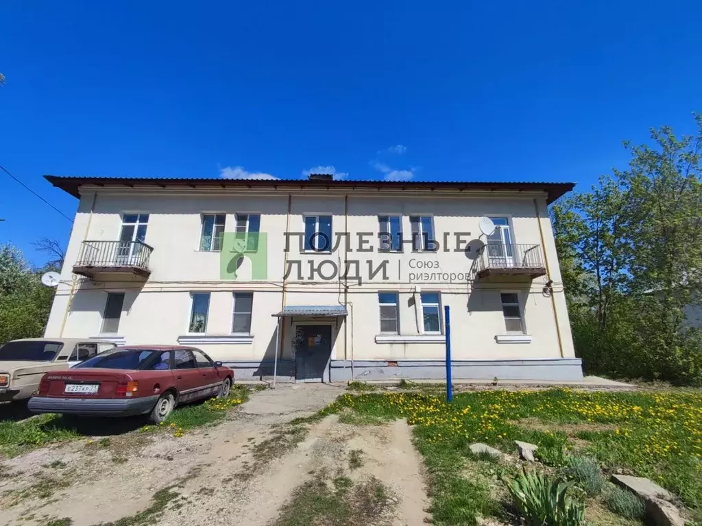 3-к кв. Тульская область, Тула Фабричная ул., 9 (60.0 м) - Фото 0
