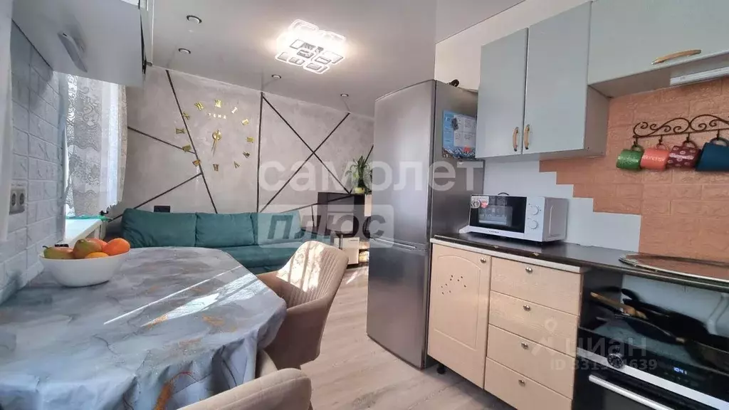 3-к кв. Алтай, Майминский район, с. Майма ул. Ленина, 32 (56.5 м) - Фото 1
