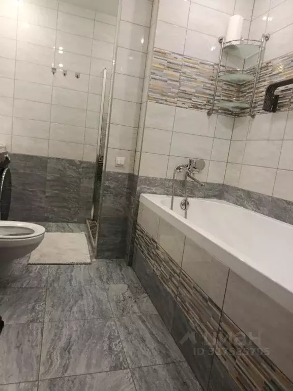 3-к кв. Саратовская область, Саратов ул. Имени Н.Г. Чернышевского, ... - Фото 2