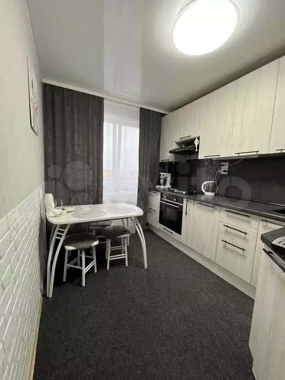 3-к. квартира, 64 м, 7/9 эт. - Фото 0