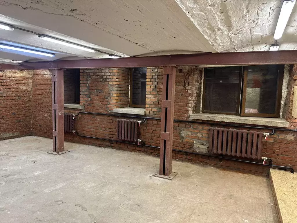 Помещение свободного назначения в Москва Старопименовский пер., 8 (72 ... - Фото 1