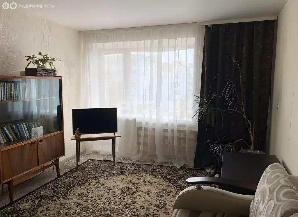 2-комнатная квартира: Дзержинск, Октябрьская улица, 63 (45.4 м) - Фото 1