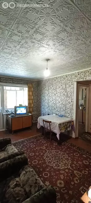 3-комнатная квартира: Бийск, улица Петра Чайковского, 118 (57.7 м) - Фото 2