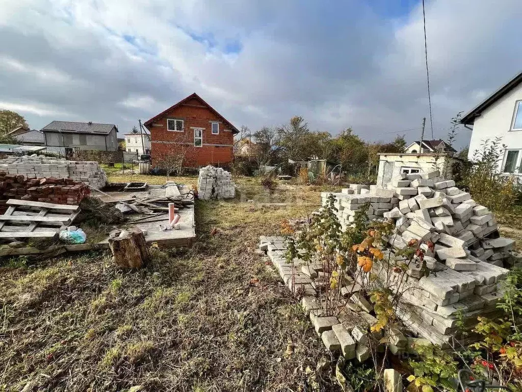 Участок в Калининградская область, Калининград Радуга СНТ, ул. 1-я ... - Фото 0