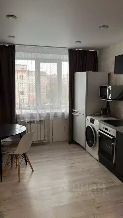 1-к кв. Татарстан, Зеленодольск ул. Комарова, 10А (36.0 м) - Фото 1