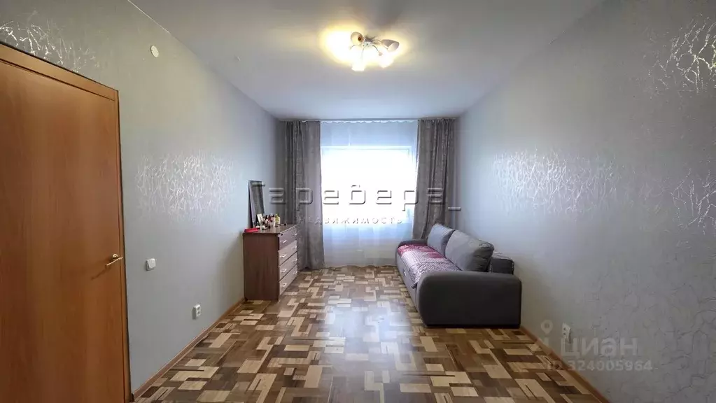 1-к кв. Красноярский край, Красноярск наб. Ярыгинская, 11 (36.7 м) - Фото 1