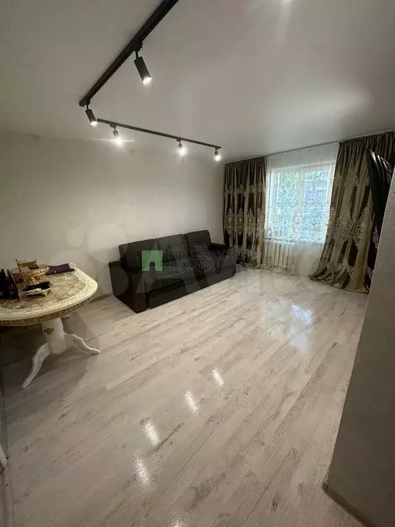 3-к. квартира, 54 м, 1/9 эт. - Фото 0