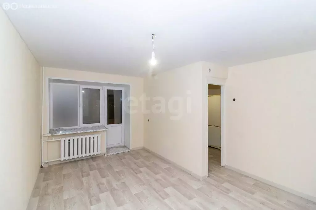 1-комнатная квартира: Тюмень, улица Карла Маркса, 129 (31.3 м) - Фото 1