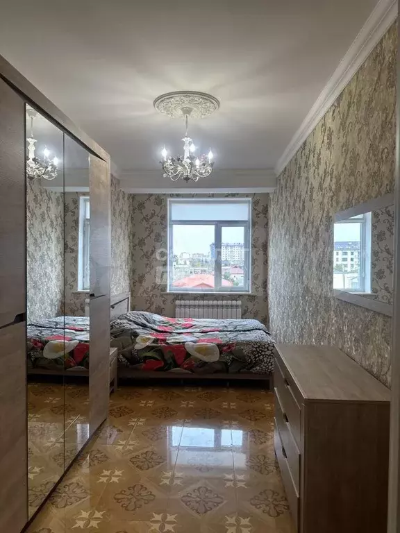 2-к. квартира, 60 м, 5/5 эт. - Фото 0