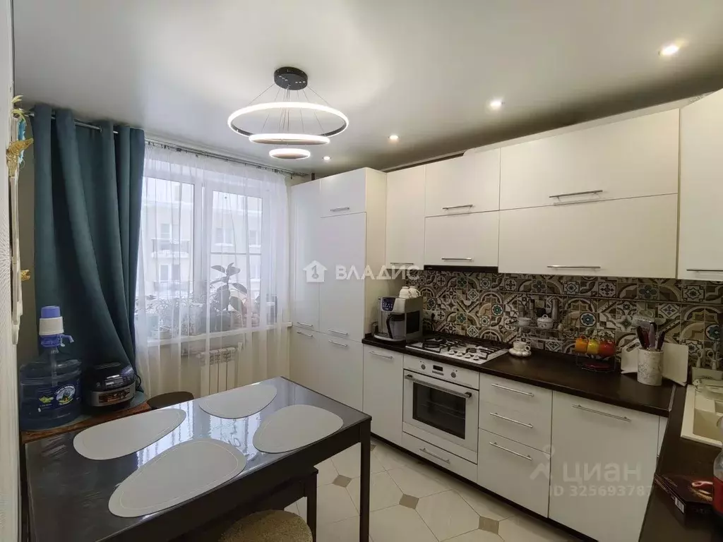 2-к кв. Калужская область, Калуга ул. Георгия Амелина, 10 (57.0 м) - Фото 1