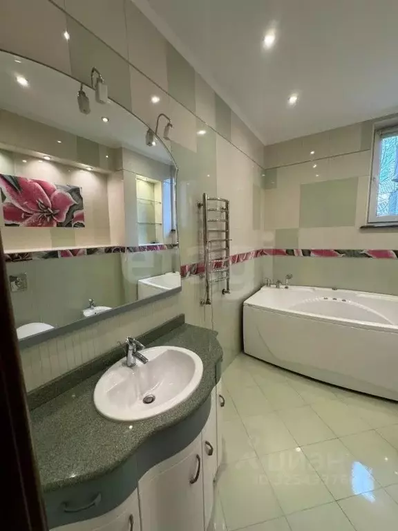 Дом в Севастополь ул. Ефремова, 40 (276 м) - Фото 1