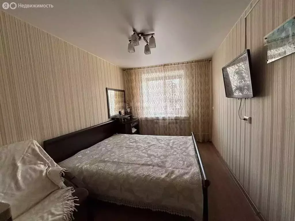 3-комнатная квартира: Тюмень, улица Молодогвардейцев, 81 (74.7 м) - Фото 2