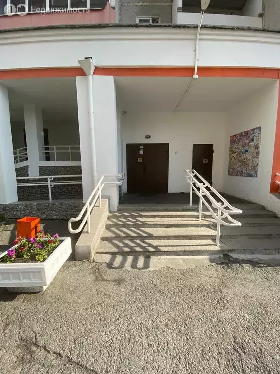 1-комнатная квартира: Екатеринбург, улица Учителей, 12 (46 м) - Фото 0