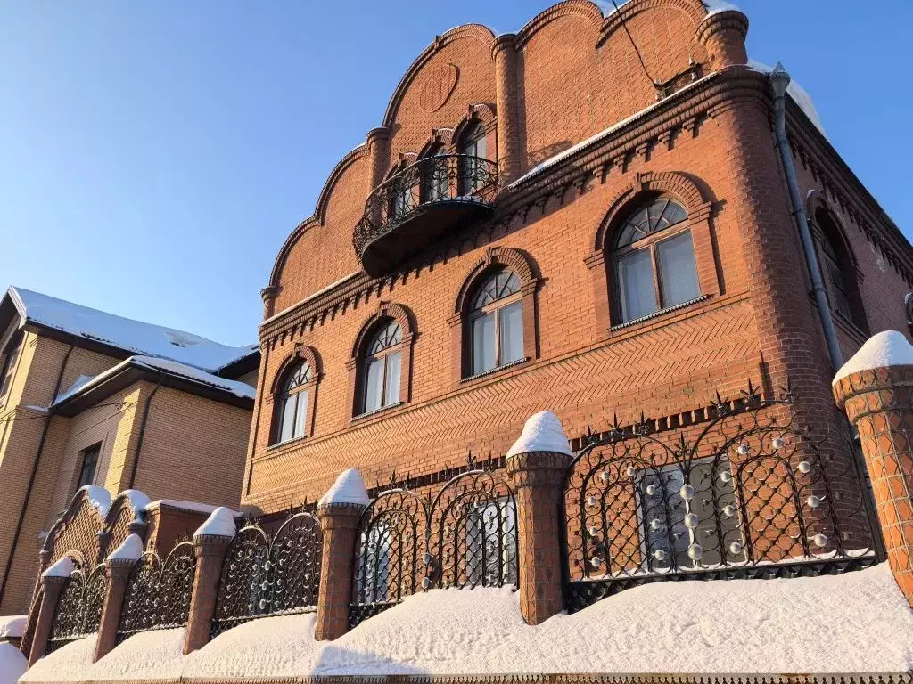 Дом в Новосибирская область, Новосибирск Дальневосточная ул., 29 (350 ... - Фото 1