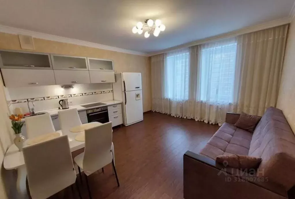 1-к кв. Свердловская область, Екатеринбург ул. Татищева, 49 (50.0 м) - Фото 0