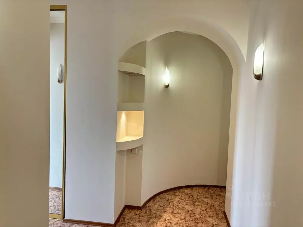 3-к кв. Волгоградская область, Волгоград ул. В.И. Ленина, 25 (67.0 м) - Фото 1