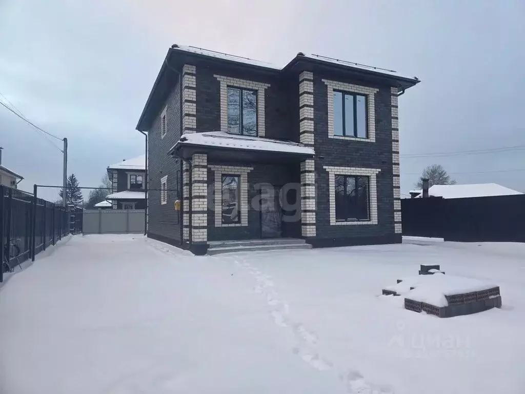 Дом в Курская область, Курск ул. Дубровинского, 123 (175 м) - Фото 1