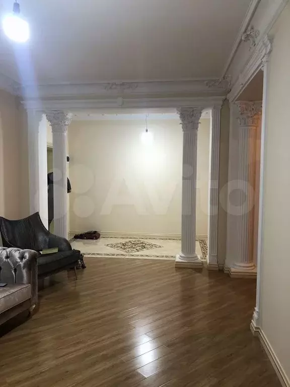 2-к. квартира, 68 м, 2/5 эт. - Фото 1
