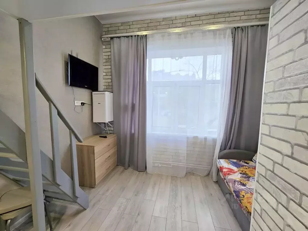 Студия Приморский край, Владивосток ул. Арсеньева, 4 (14.2 м) - Фото 1