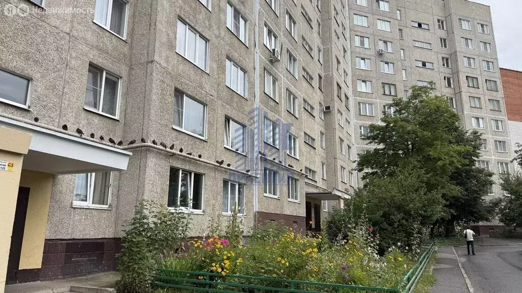 3-комнатная квартира: Чебоксары, Пролетарская улица, 27 (66 м) - Фото 0