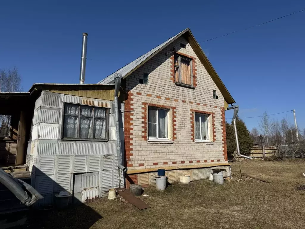Дом в Псковская область, Псковский район, Тямшанская волость, д. ... - Фото 1