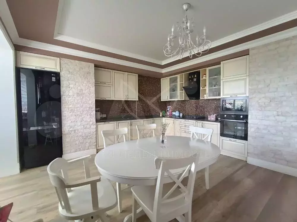 3-к. квартира, 100 м, 7/9 эт. - Фото 1