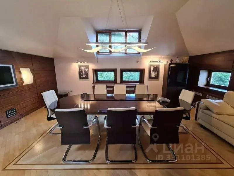 Офис в Москва Гончарная ул., 12С8 (717 м) - Фото 1