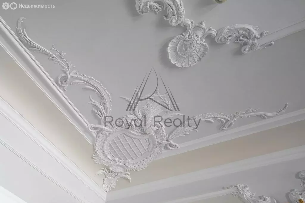 5-комнатная квартира: Санкт-Петербург, 11-я линия Васильевского ... - Фото 2