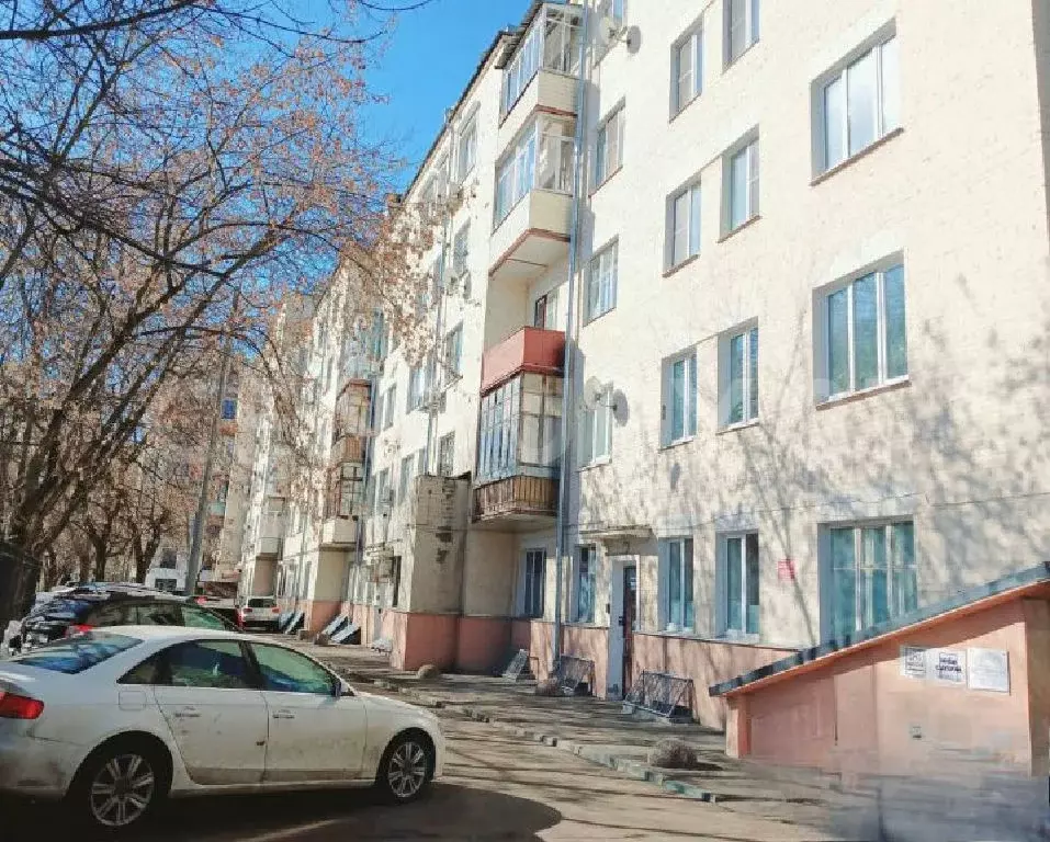 Продается 3-комнатная квартира - Фото 1