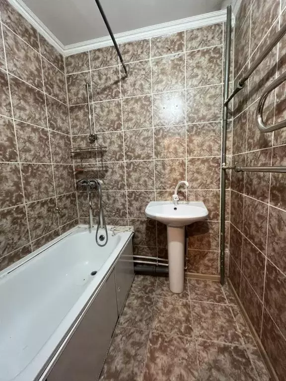 2-к кв. Красноярский край, Красноярск Светлогорская ул., 11А (72.0 м) - Фото 1