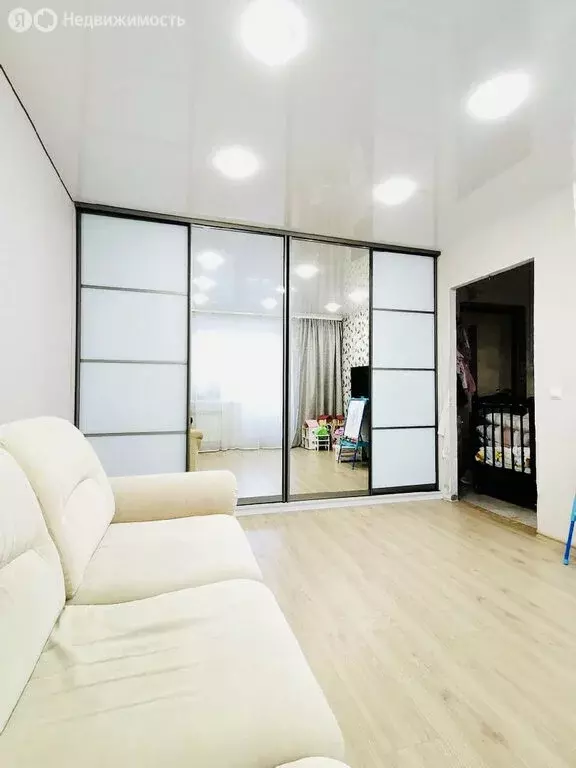 1-комнатная квартира: Киров, микрорайон Радужный, Новая улица, 8 (30.6 ... - Фото 1