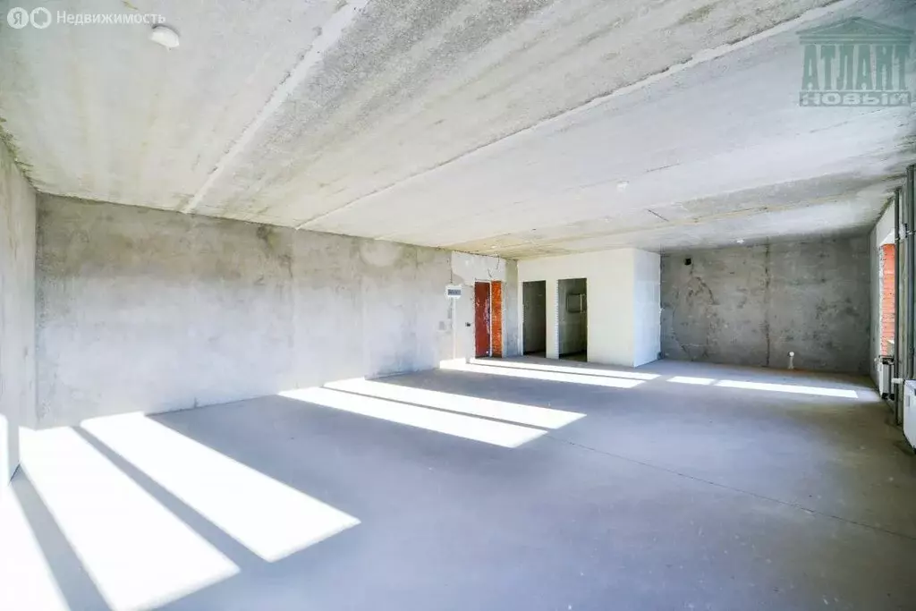 3-комнатная квартира: Хабаровск, улица 65-летия Победы, 3 (73.1 м) - Фото 1