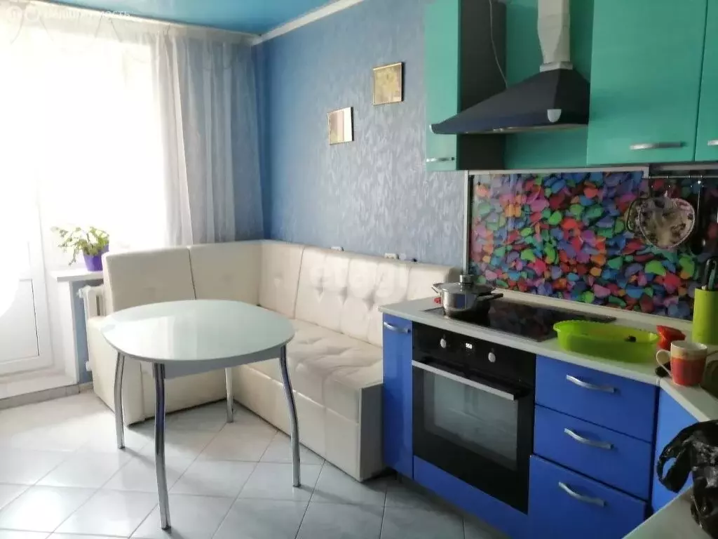 2-комнатная квартира: Тюмень, Народная улица, 4к4 (73.9 м) - Фото 2