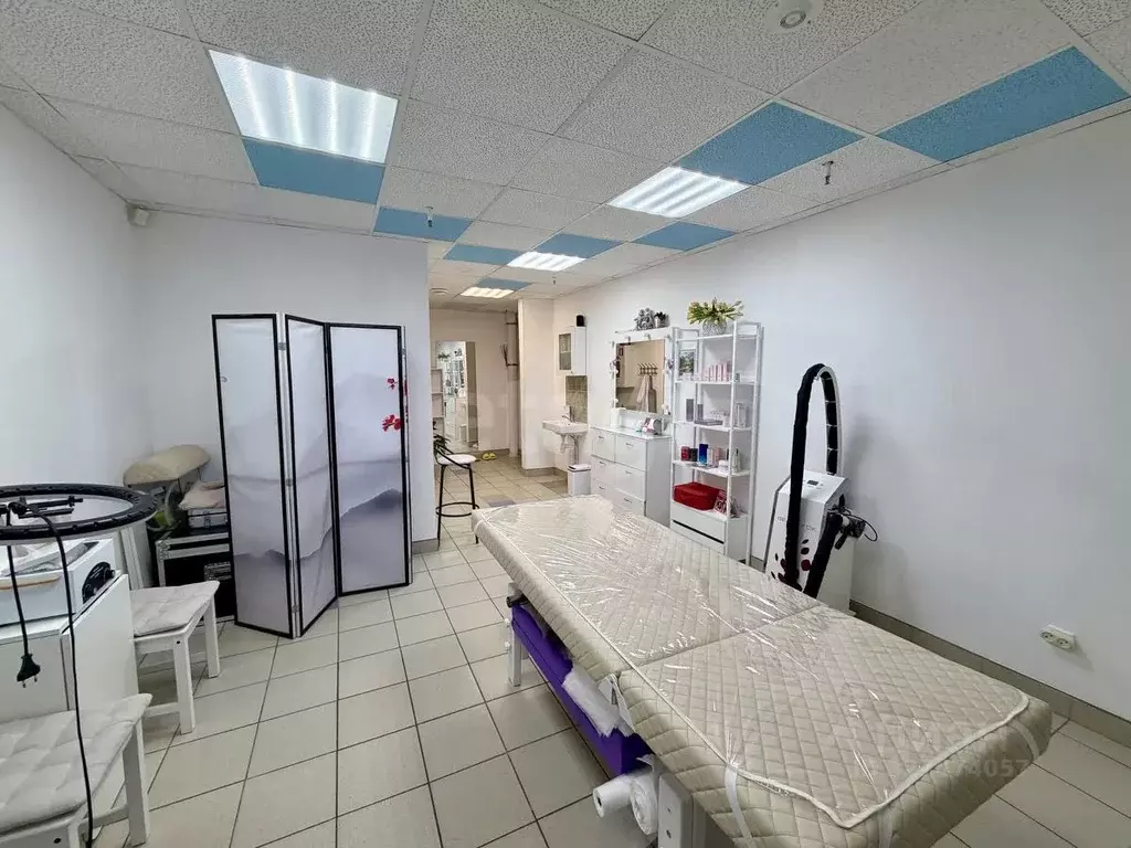 Помещение свободного назначения в Коми, Сыктывкар Коммунистическая ... - Фото 1