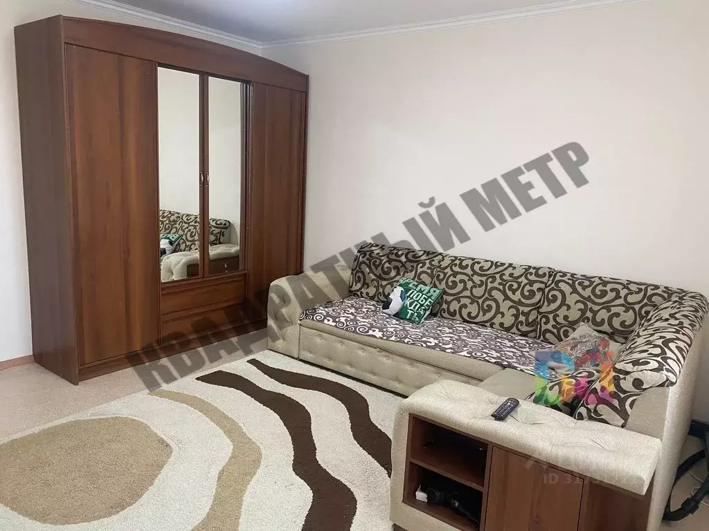 3-к кв. Калмыкия, Элиста 10-й мкр, 15к3 (62.0 м) - Фото 0