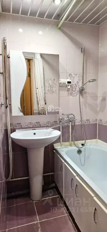 3-к кв. Калужская область, Калуга Привокзальная ул., 9 (60.2 м) - Фото 1