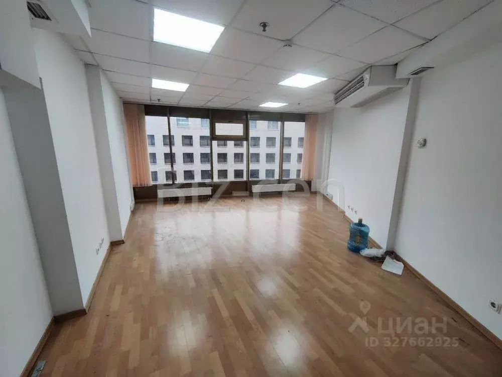 Офис в Санкт-Петербург пл. Александра Невского, 2 (29 м) - Фото 1