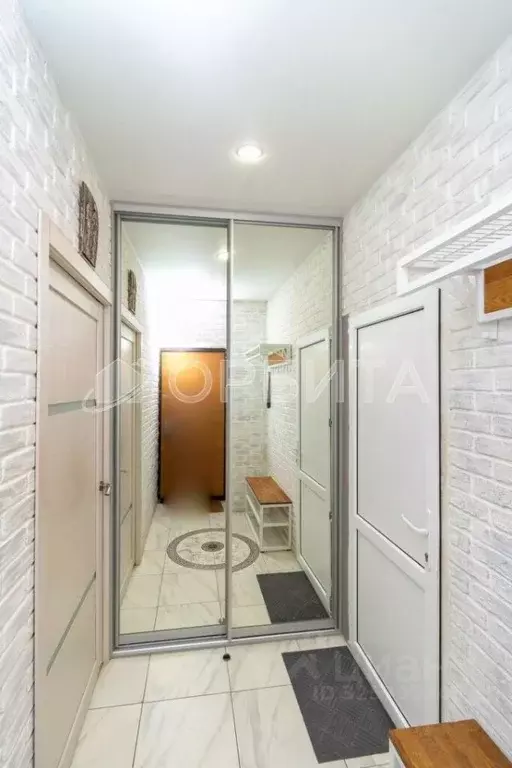 Дом в Тюменская область, Тюмень ул. Рублевская, 27 (199 м) - Фото 2