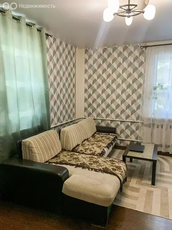 2-комнатная квартира: Волгоград, микрорайон Жилгородок, улица Савкина, ... - Фото 0