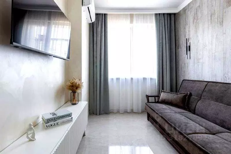 2-к кв. Краснодарский край, Сириус пгт ул. Таврическая, 7к4 (34.0 м) - Фото 0