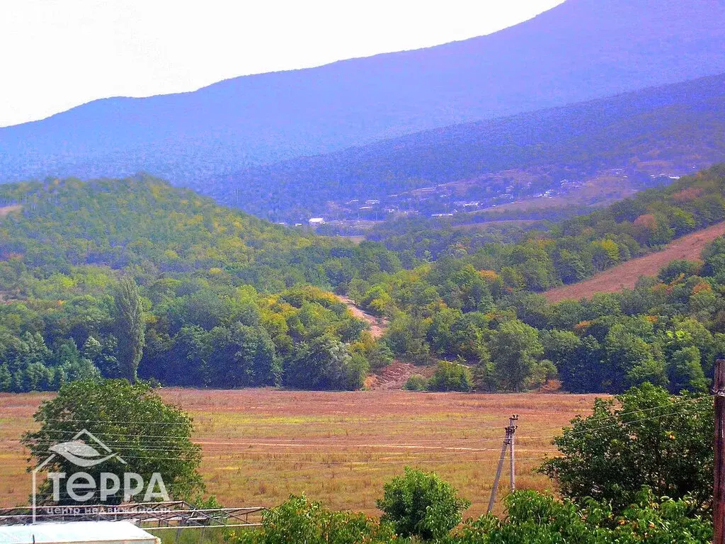 Участок в Бахчисарайский район, Голубинское сельское поселение, село ... - Фото 0