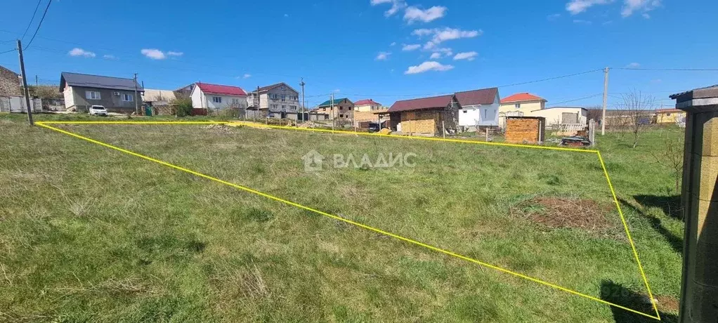 Участок в Крым, Симферопольский район, Молодежное пгт ул. Бирлик, 33 ... - Фото 1
