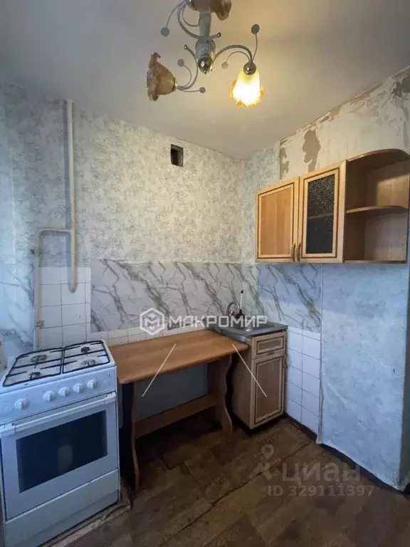 2-к кв. Челябинская область, Челябинск ул. Барбюса, 82 (47.5 м) - Фото 1